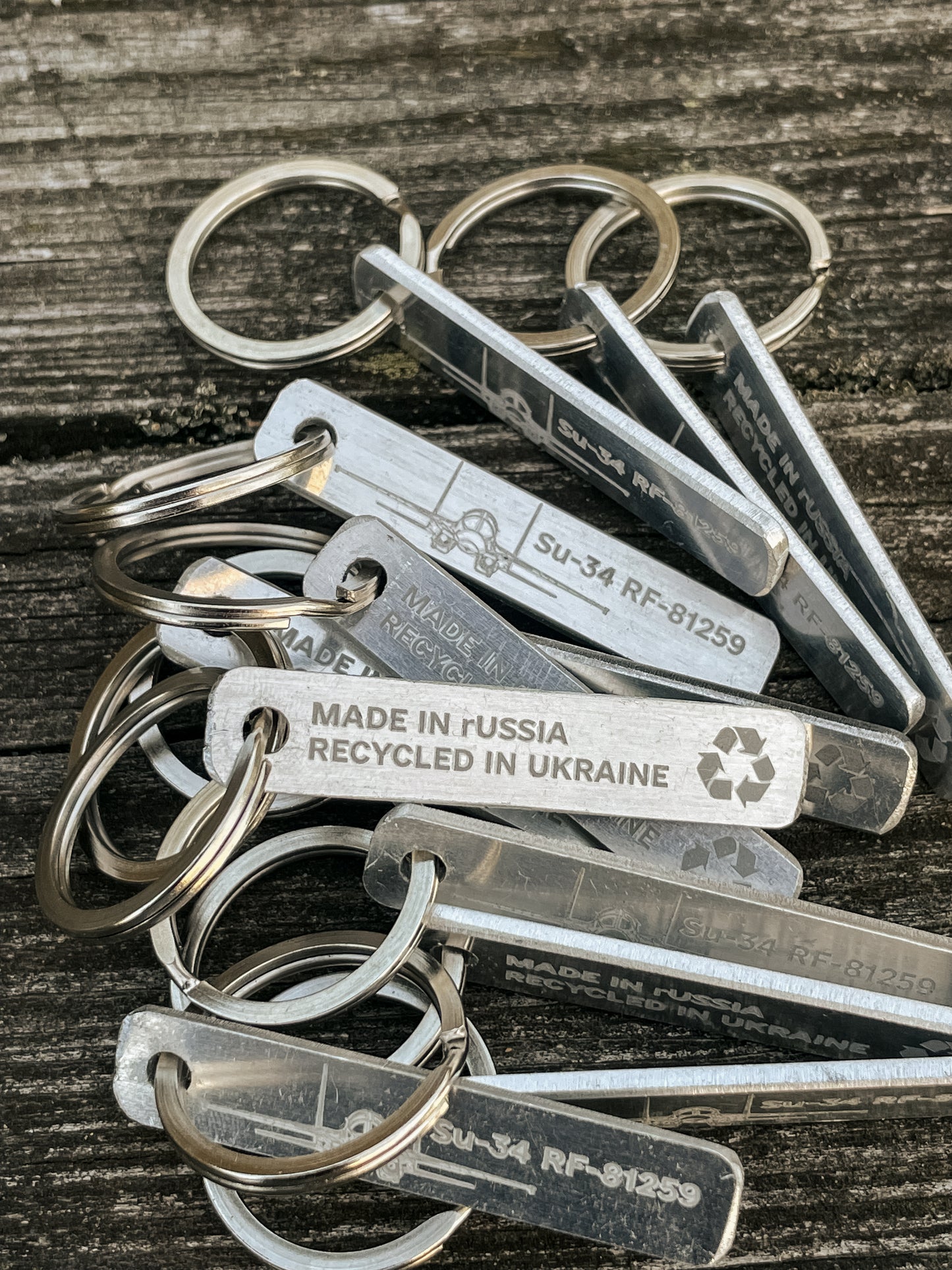 Russian SU-34 RF-81259 Plane Remnant Keychain